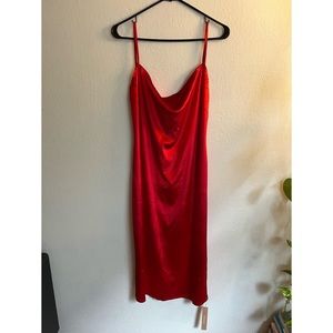Reformation Merel velvet low back dress, BNWT! 🔥❣️